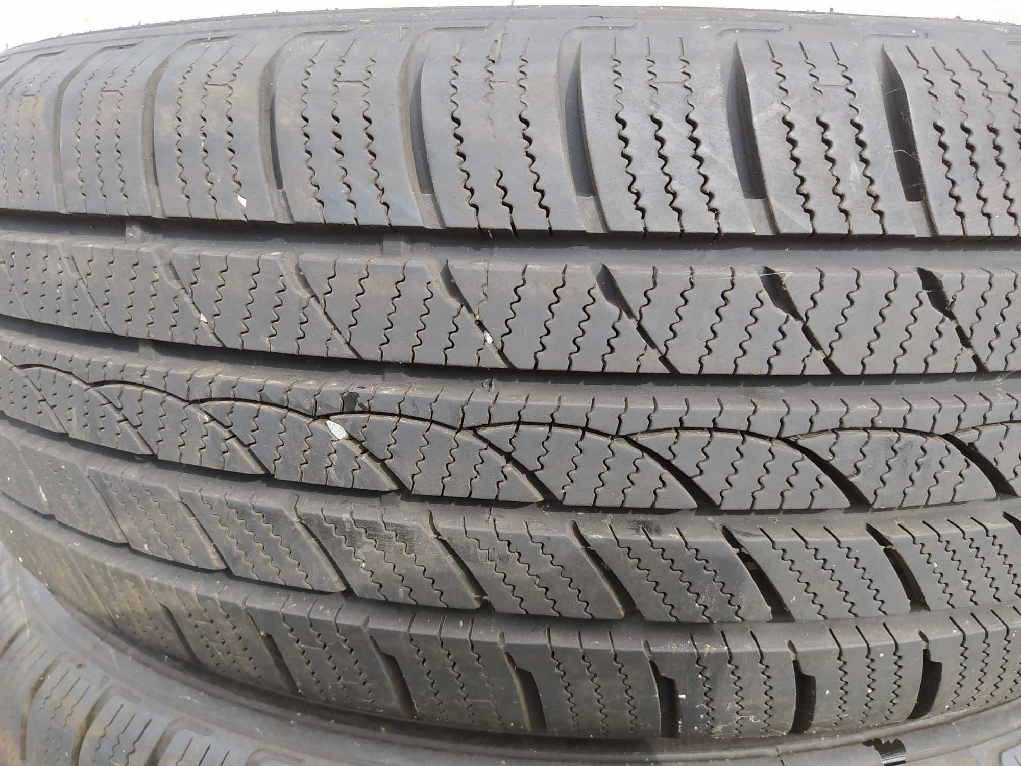 Opony zimowe Minerva Ice Plus17 cali komplet 4x 225/65r17