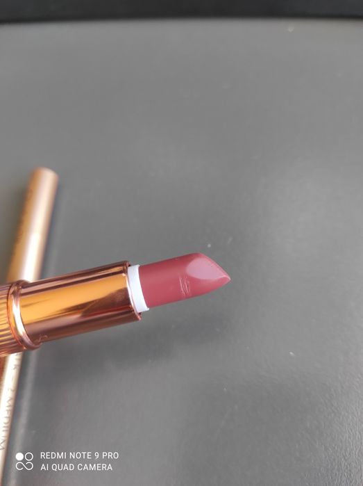 Charlotte Tilbury Duo Pillow talk medium
