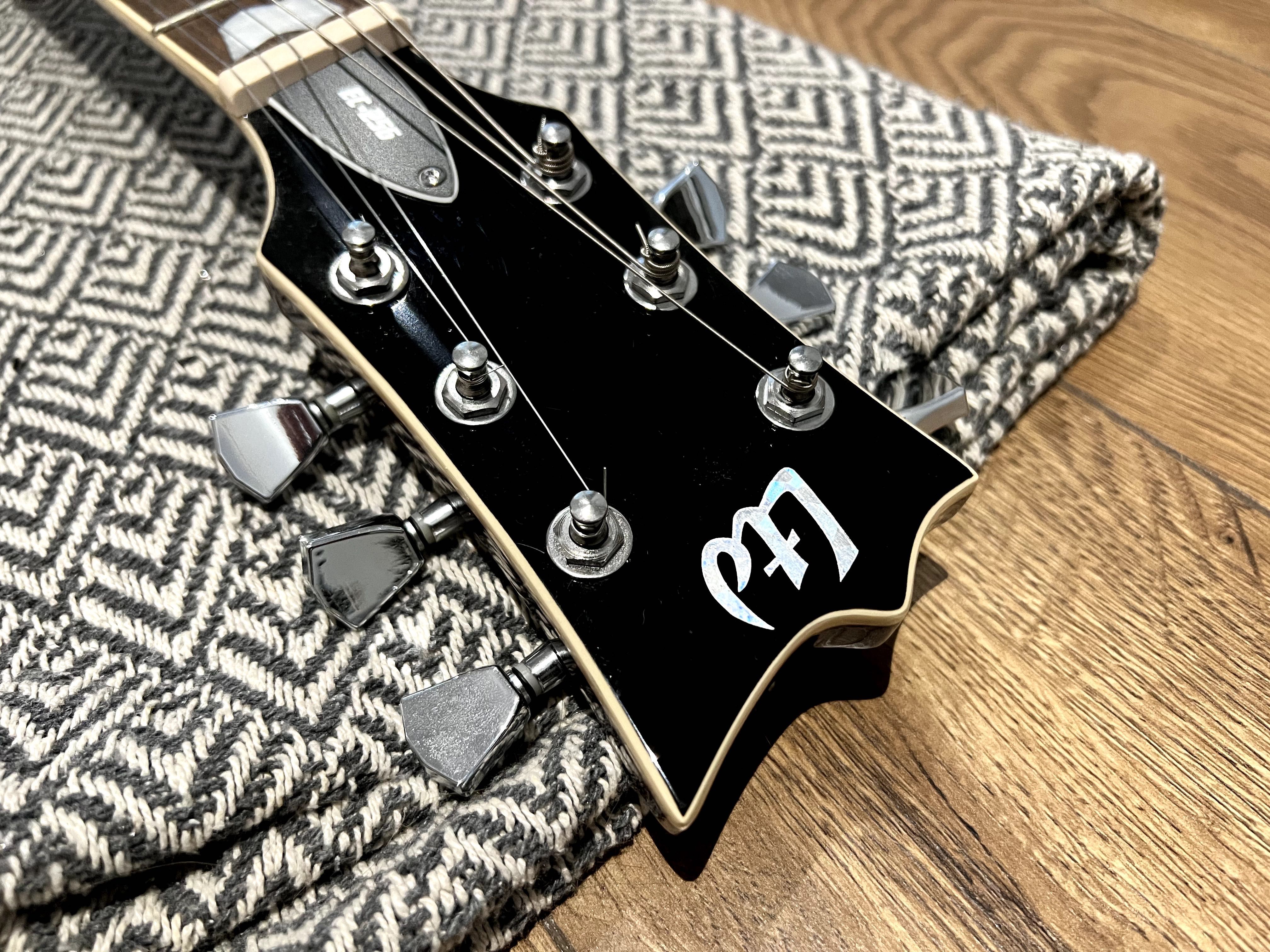 Gitara elektryczna ESP LTD EC-256 VN + wzmacniacz Roland 15XL