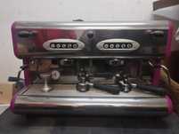 Máquina de Café Profissional La San Marco 85E – 2 Grupos
