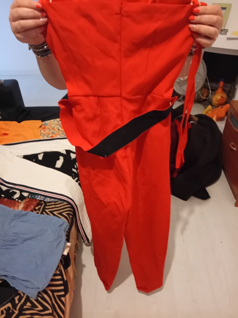 Macacão Vermelho