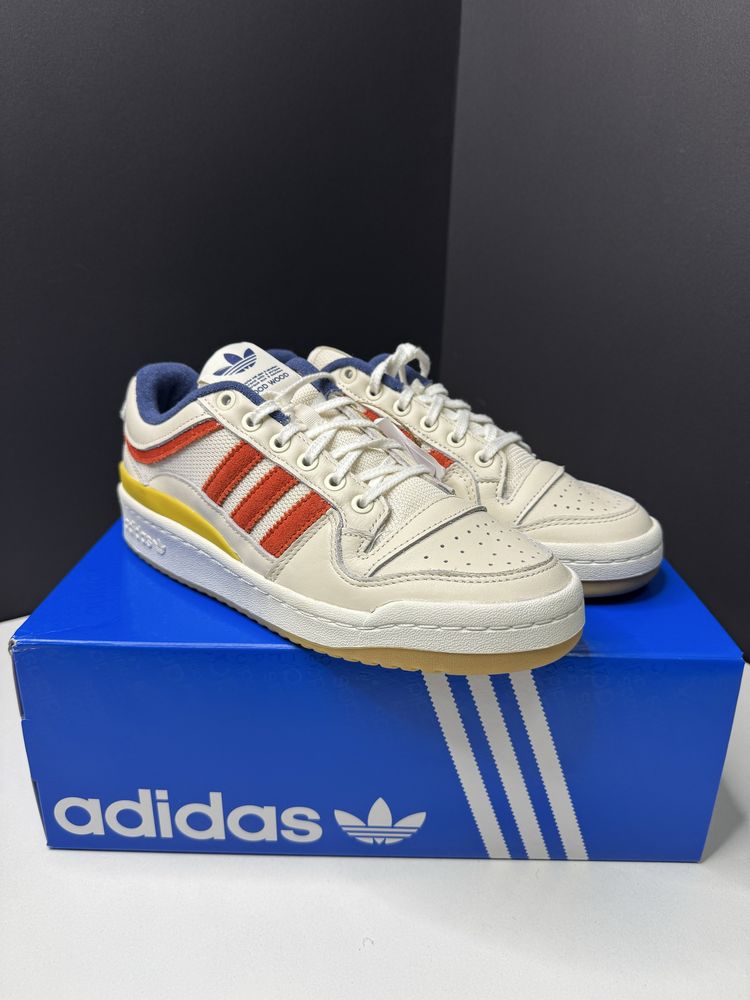 Оригінал Adidas forum low  woodwood