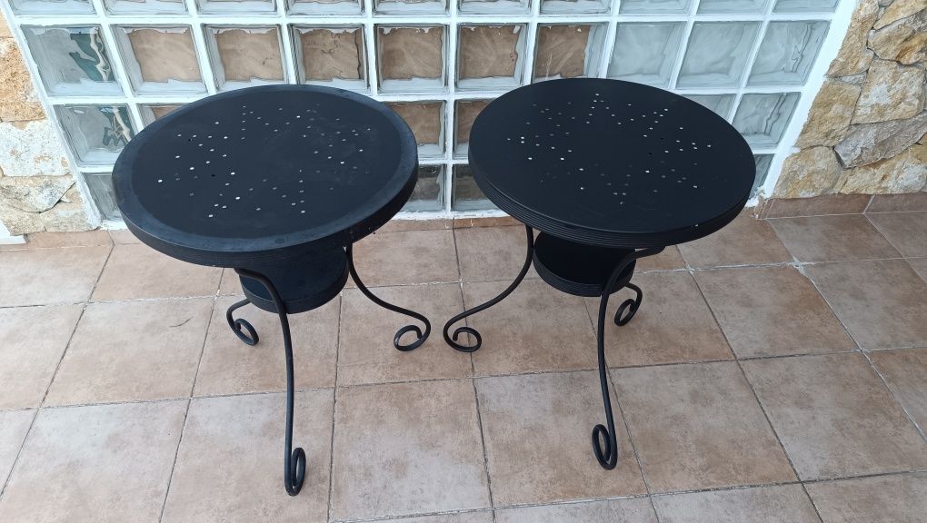 Bancos de jardim modeira e ferro forjado