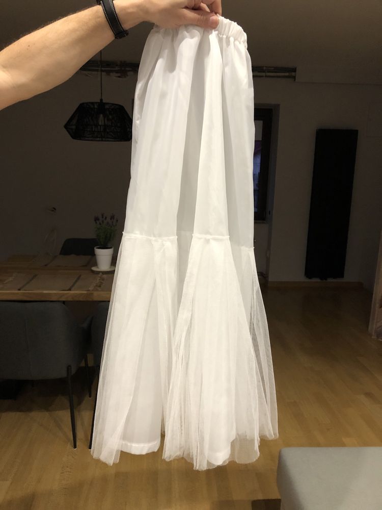 Sukienka do komunii 140 cm