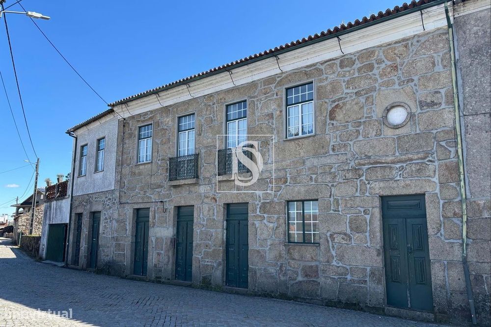 Moradia Rústica T7 em Lobão da Beira