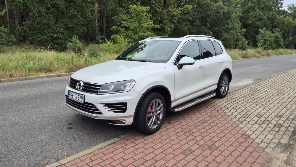 Volkswagen Touareg 3.0 TDI R-line