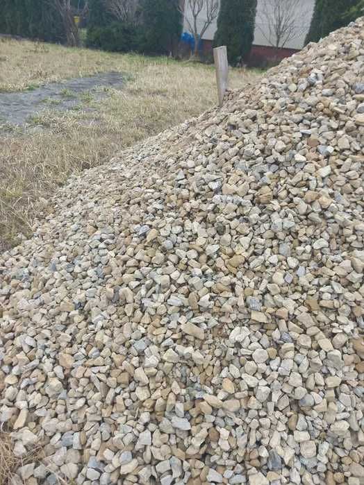 Kruszywa drogowe z dostawą. Tłuczeń, grysy, żwiry