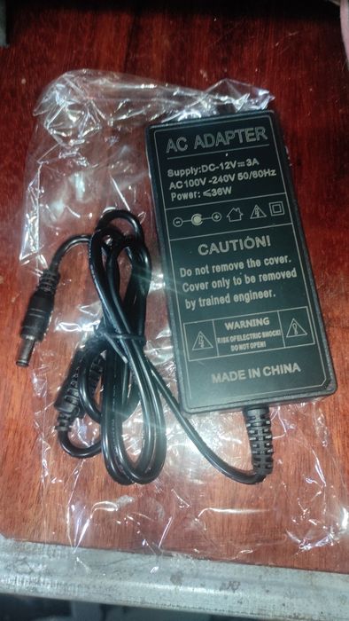 Блок живлення 12v 3A (5.5×2.1)