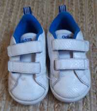 Tenis adidas tamanho 21