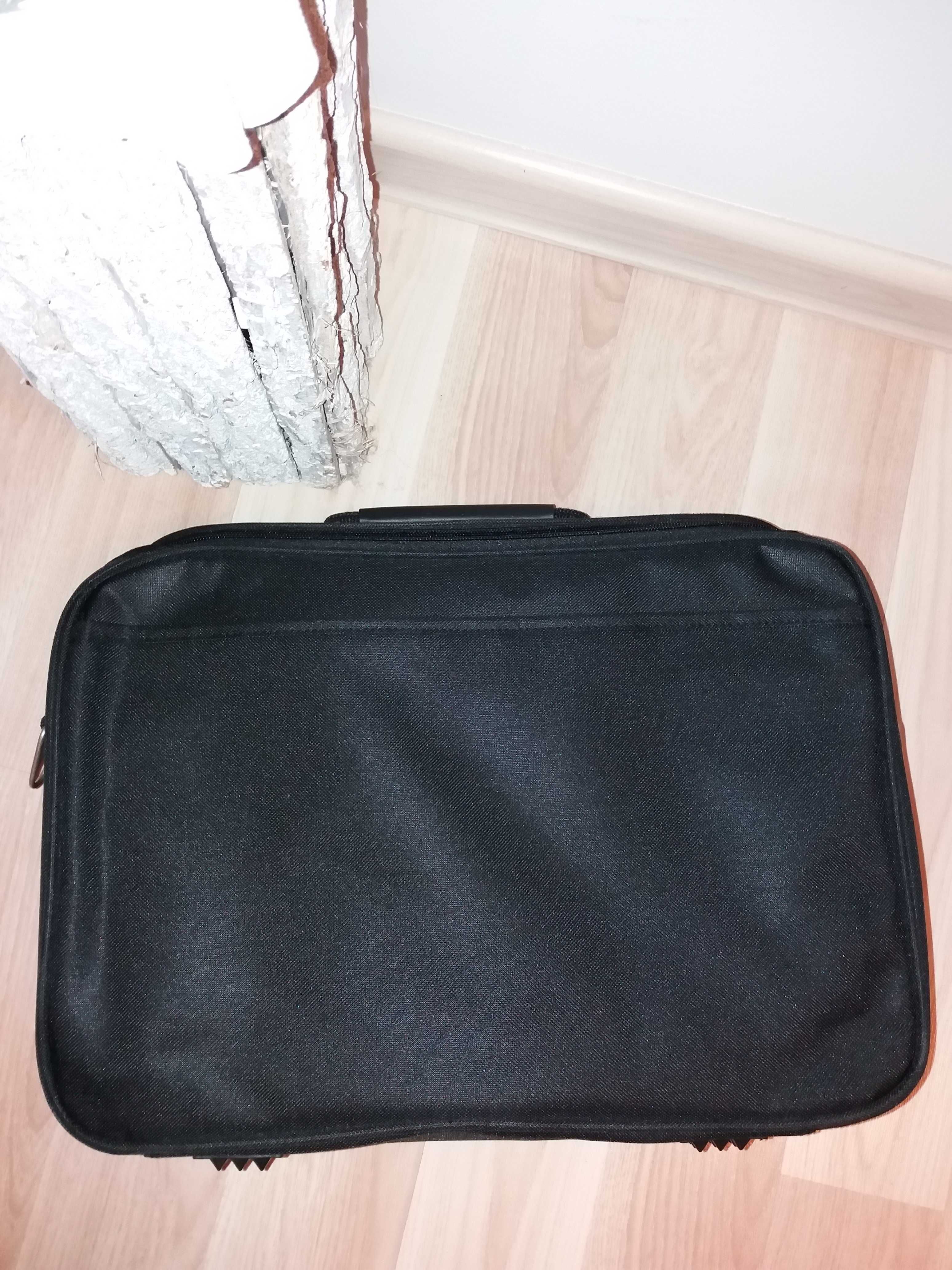 Torba na dokumenty laptopa