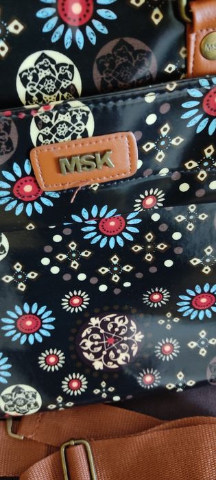 Pasta para computador e/ou material escolar