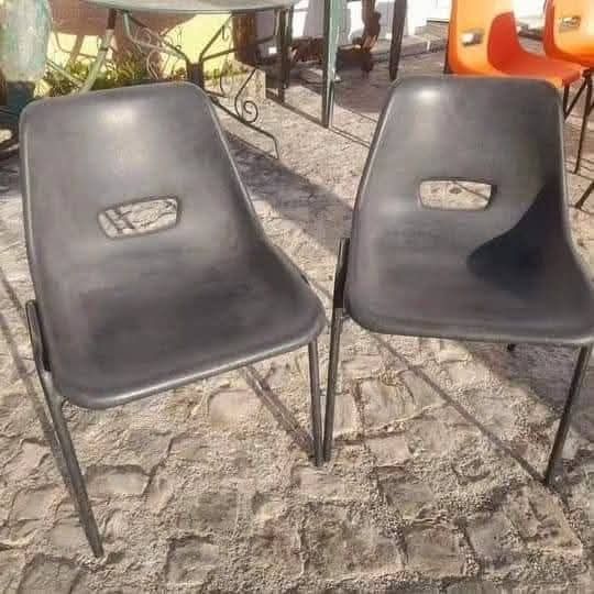 Cadeiras anos 70s