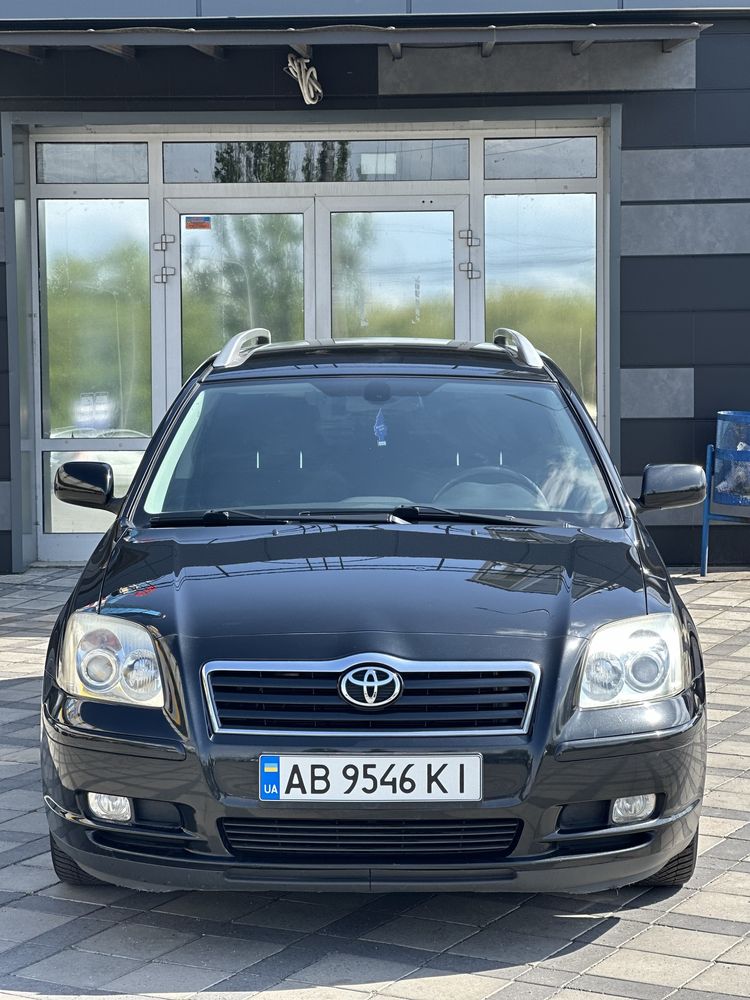 Toyota Avensis АВТОМАТ 1.8 газ/бензин