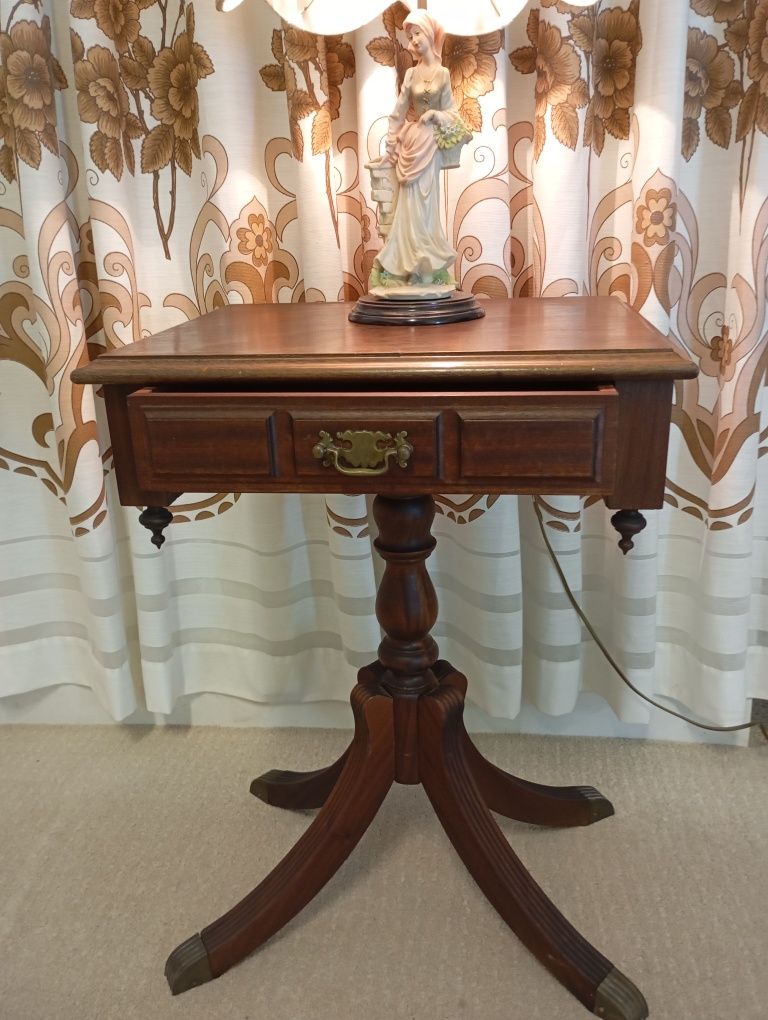 Mesa apoio mogno
