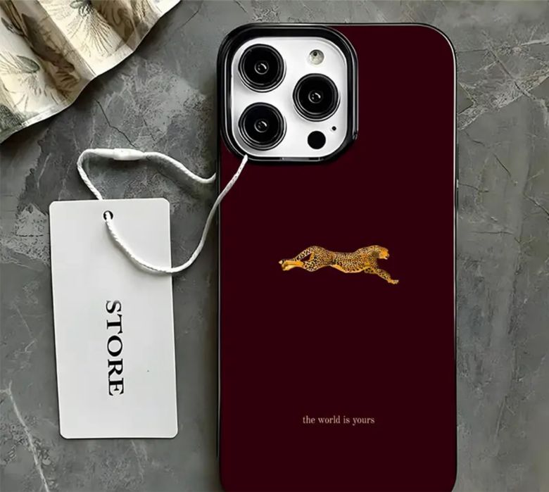 Чохол на iPhone