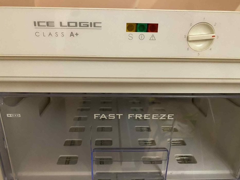 Морозилка морозильна камера Snaige в ідеалі