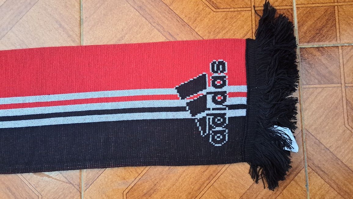 Cachecol duplo do AC Milan