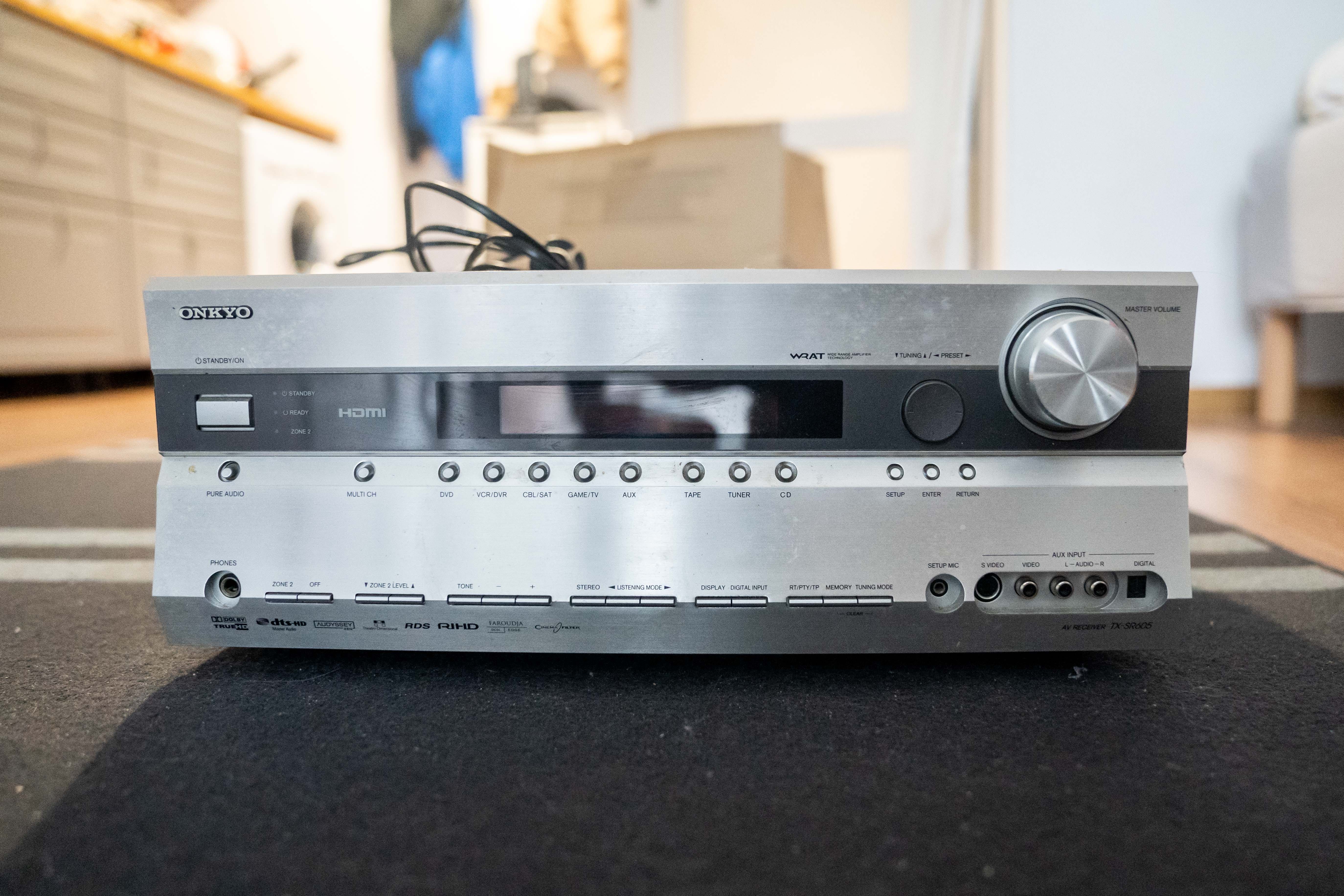 Amplituner Onkyo TX-SR605