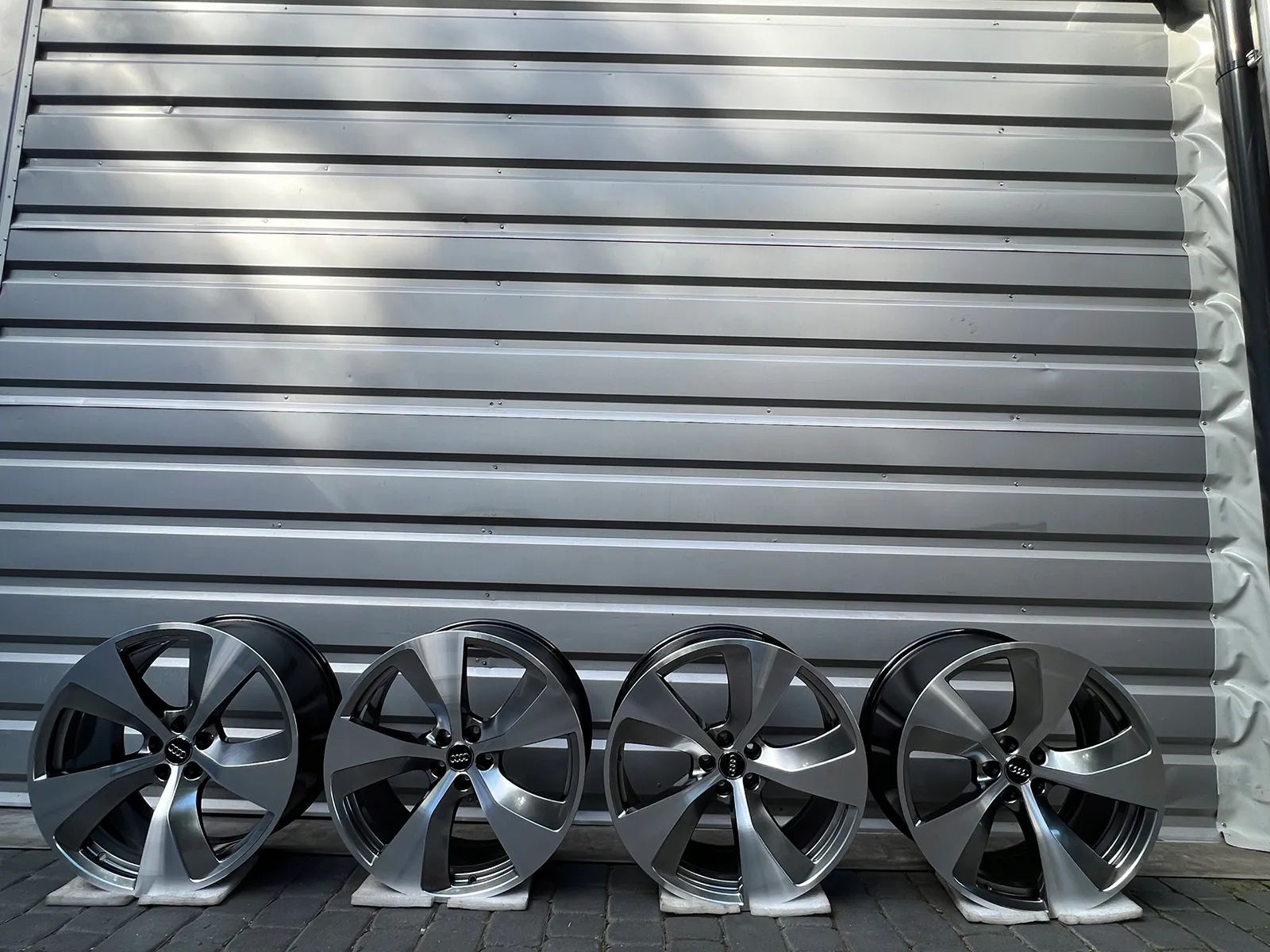 Oryginalne Felgi Audi 21 A5 A6 A7 A8 Q5 Q7 SQ7 Q8