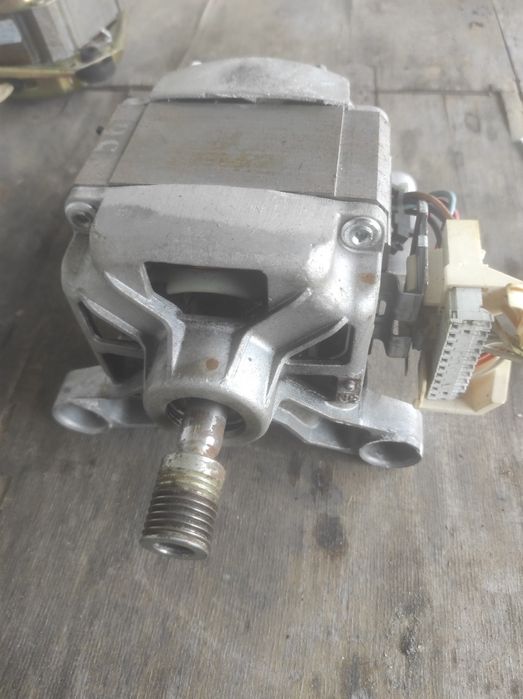 Продам мотор от стерильной машинки