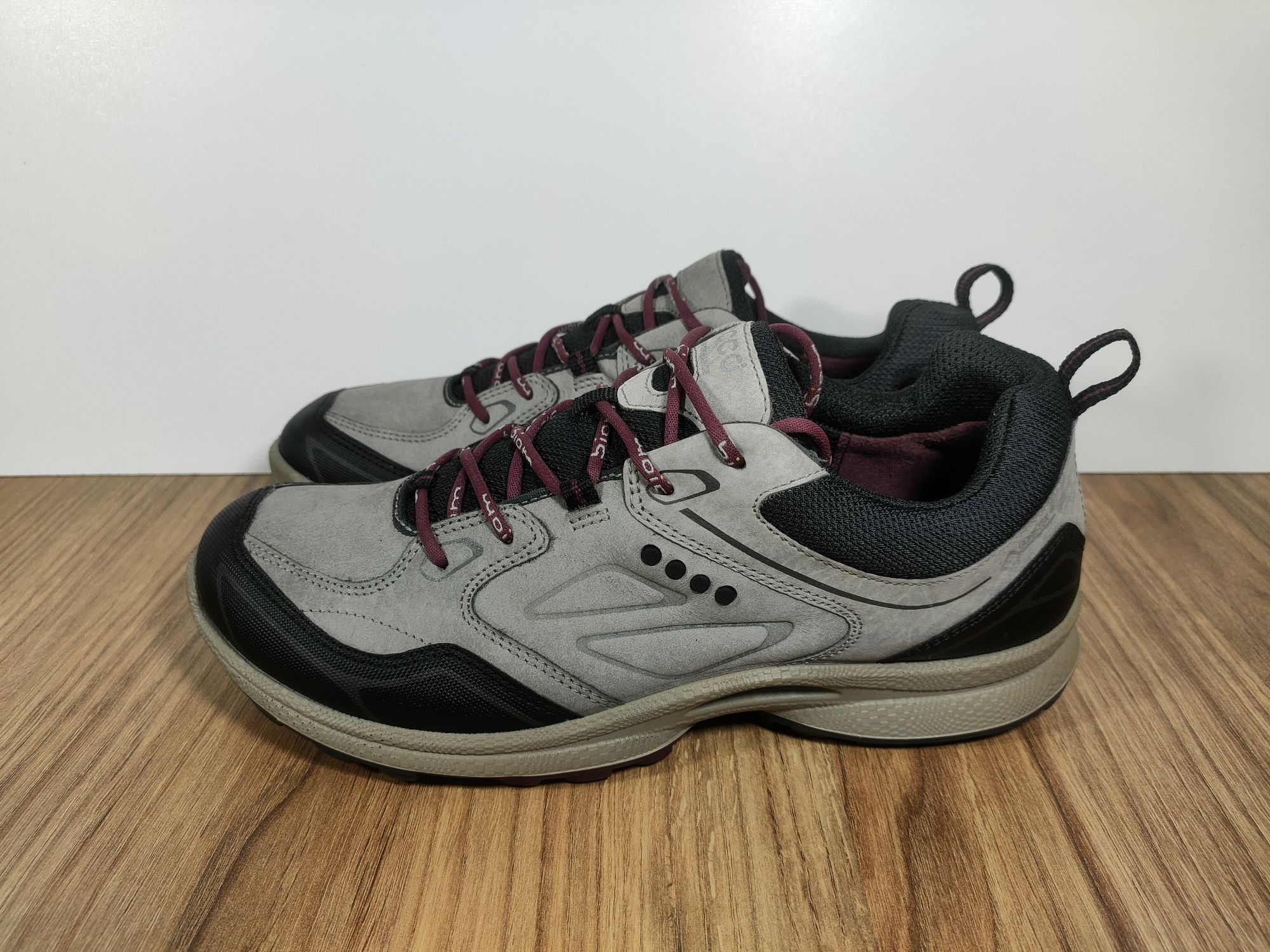 Buty Ecco Biom Performance Natural Motion r. 38 25cm
