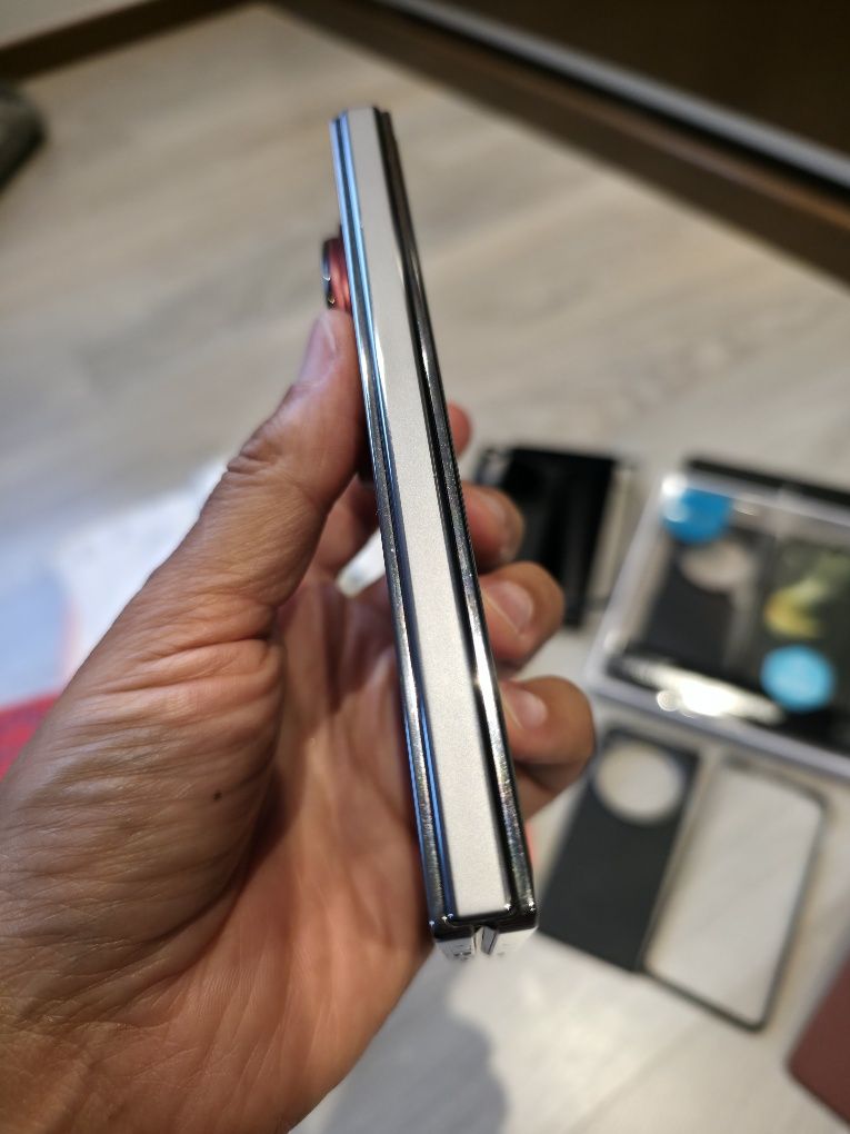 Oneplus open 16gb 1tb