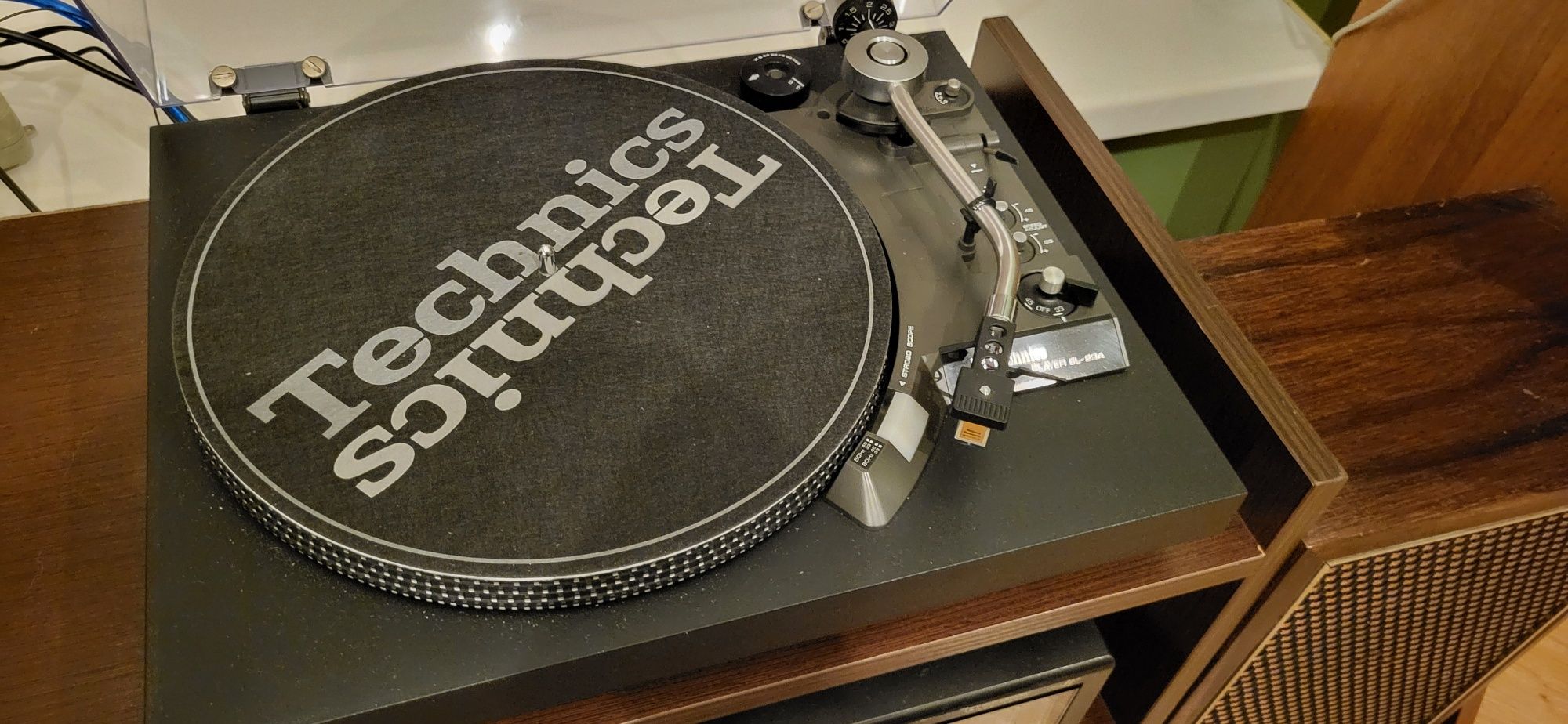 Technics SL-23A проигрыватель винила