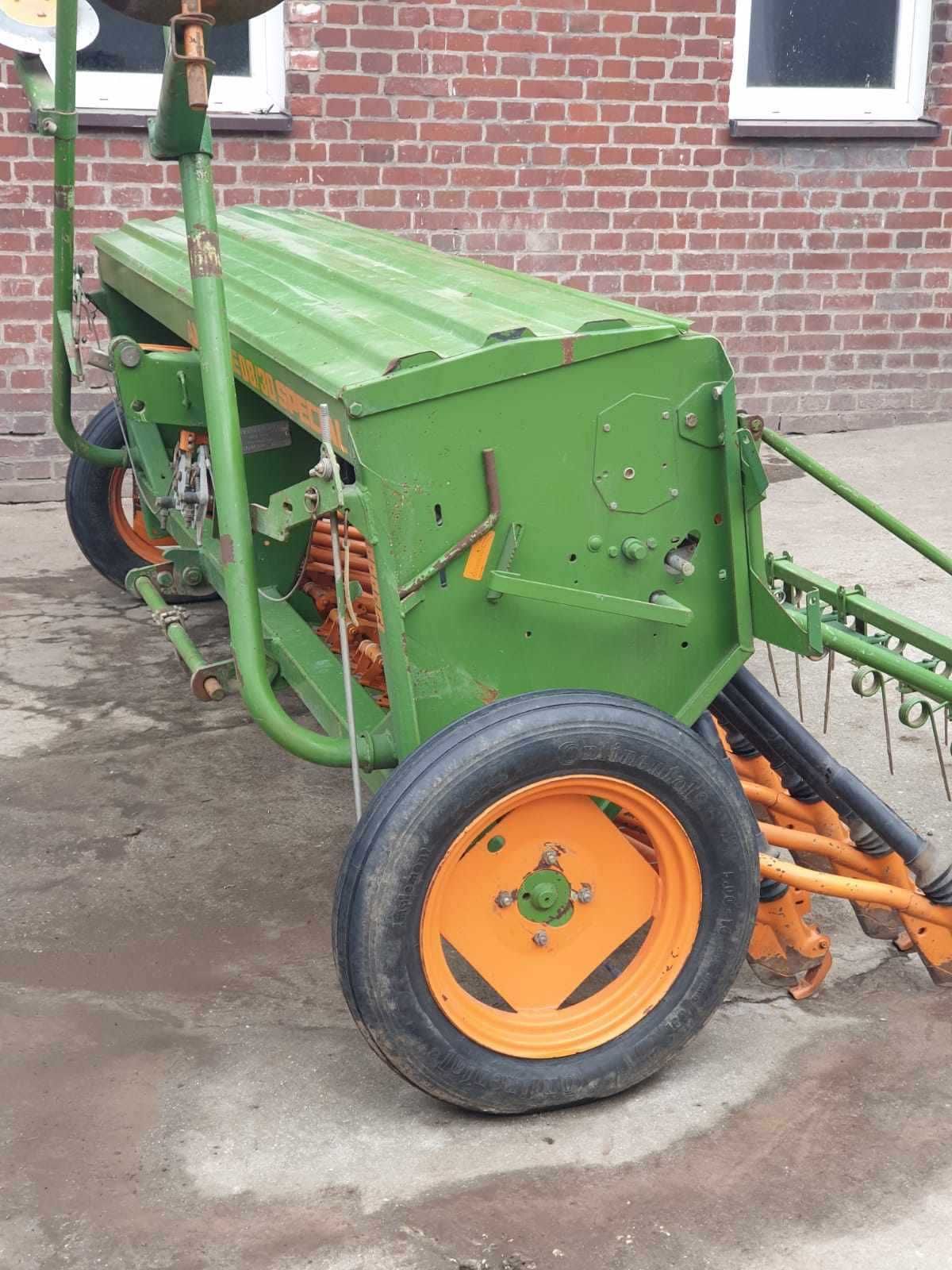 Siewnik Amazone D8-30 SPECIAL