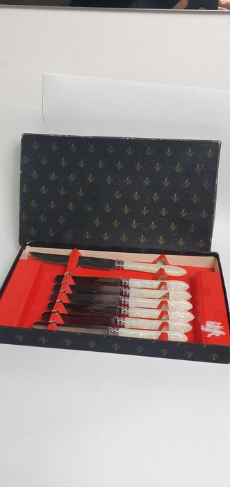 Sheffield Knives. Zestaw noży do ciasta. Masa perłowa. Antyk