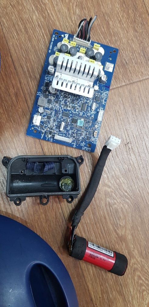 Колонка Harman Kardon HK 0S4