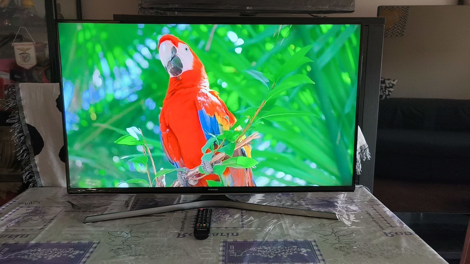 Smart TV Samsung ue40j6200 c/Wi-Fi