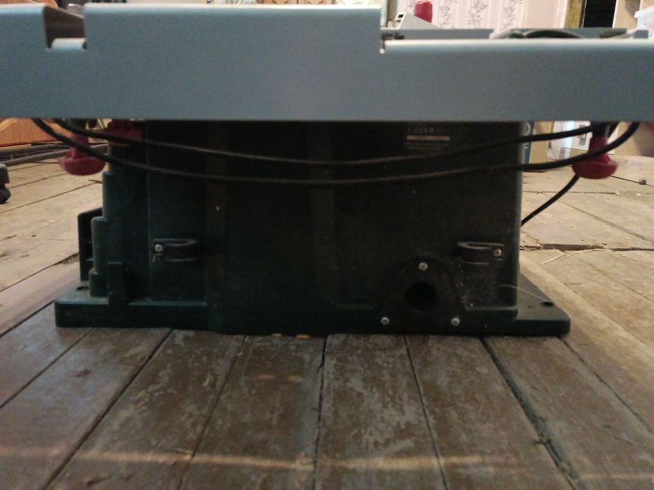 Циркулярка BOSH PTS 10