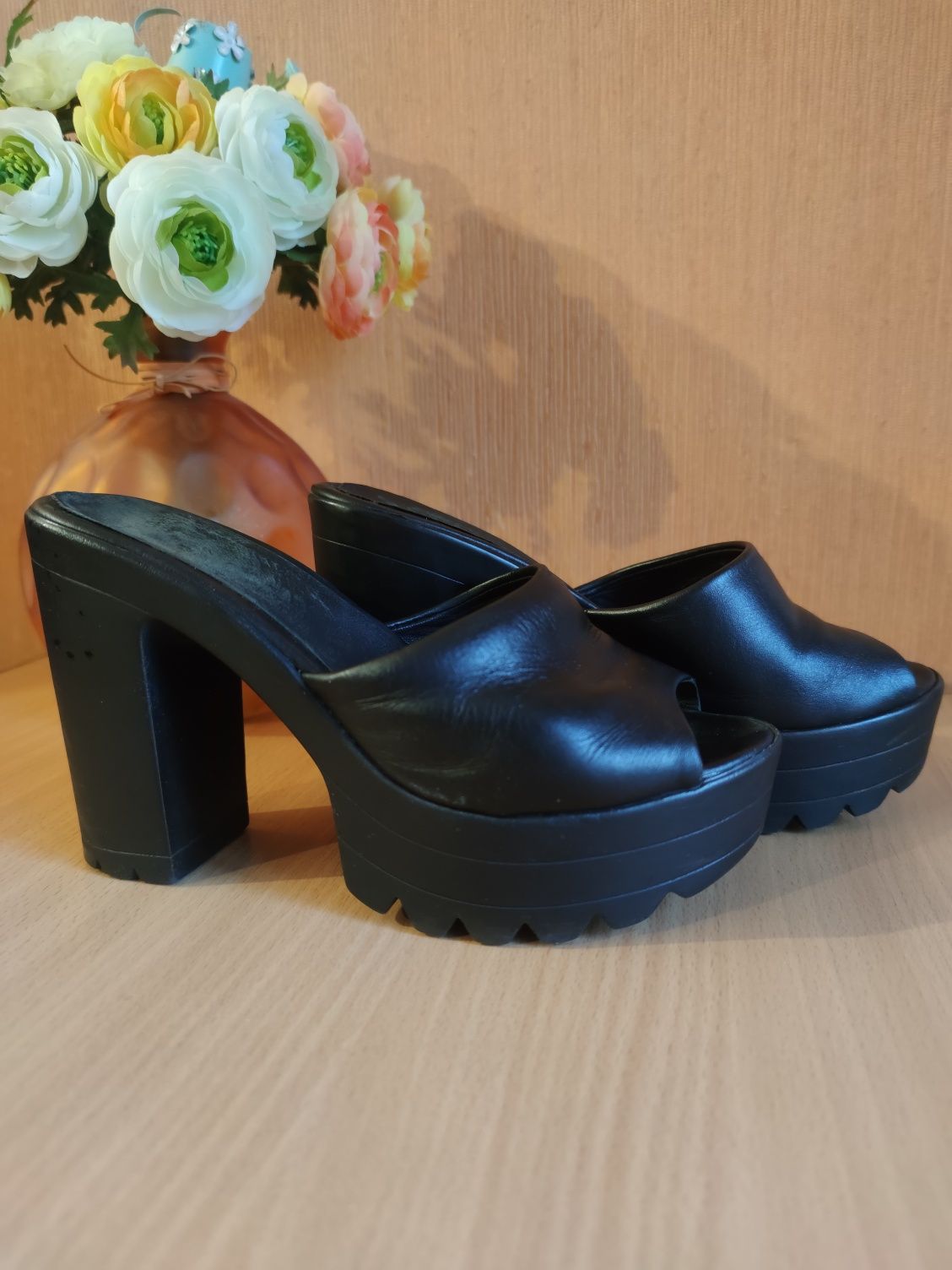 Кожаные босоножки, сабо р. 37