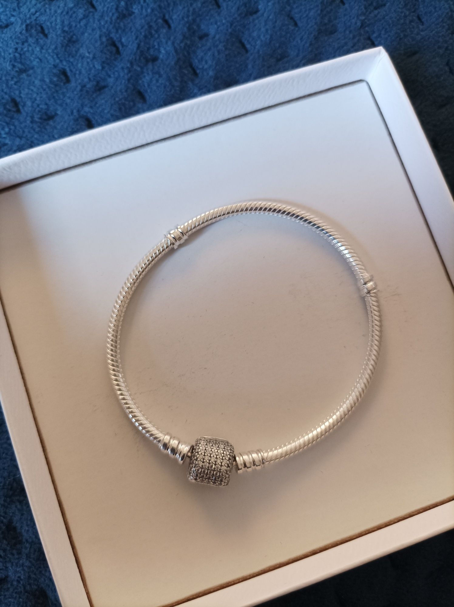 Pandora Moments, nowa, 18cm