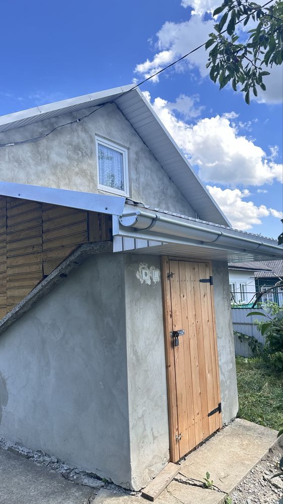 Продам господарство в Лужанах
