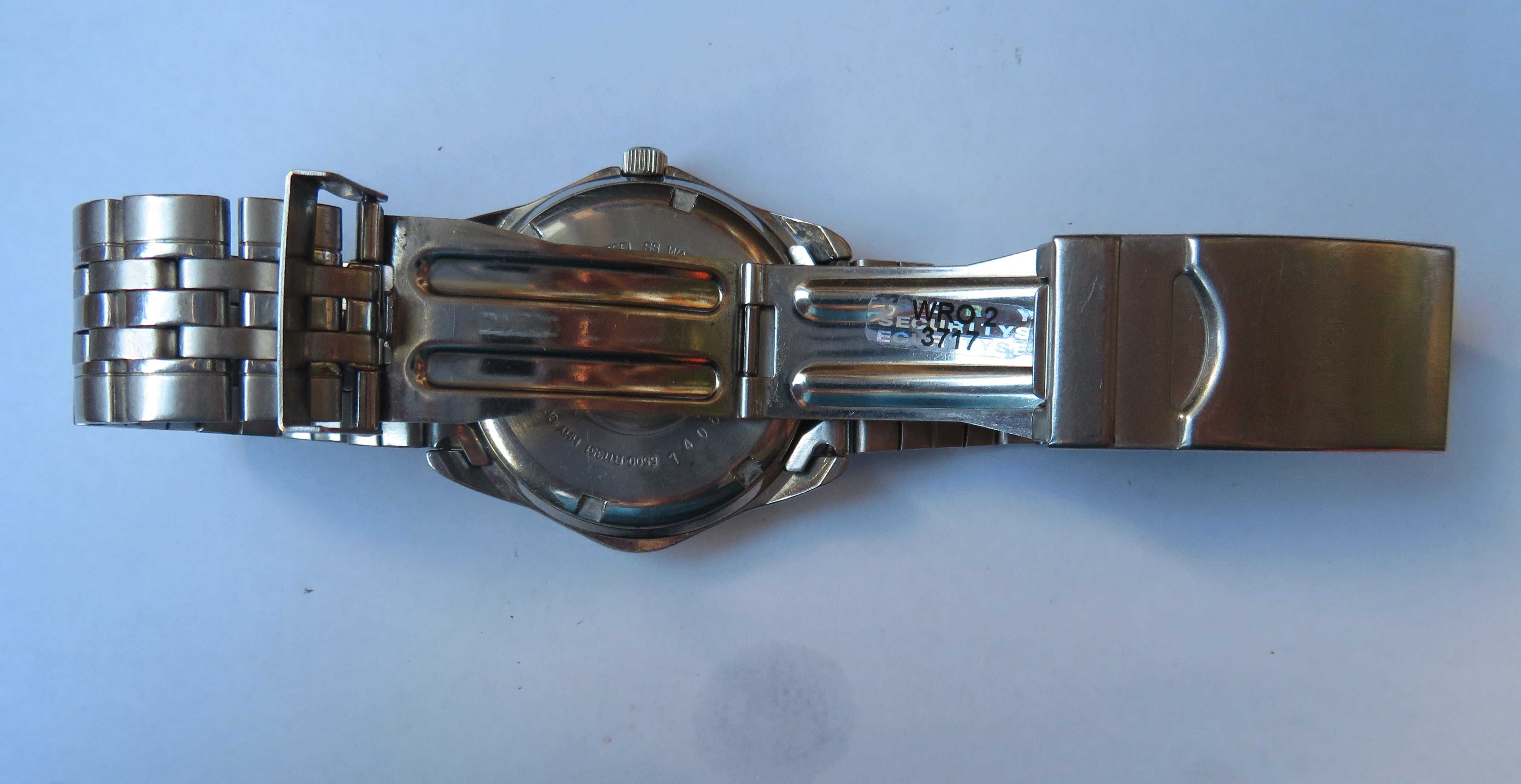 zegarek  Citizen  szafirowe  szkło  wr 200  kwarcowy