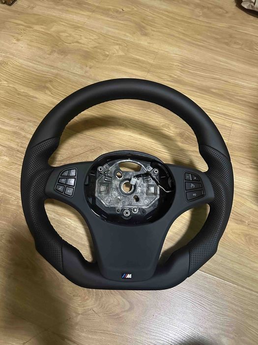 Продам кермо на х5є53