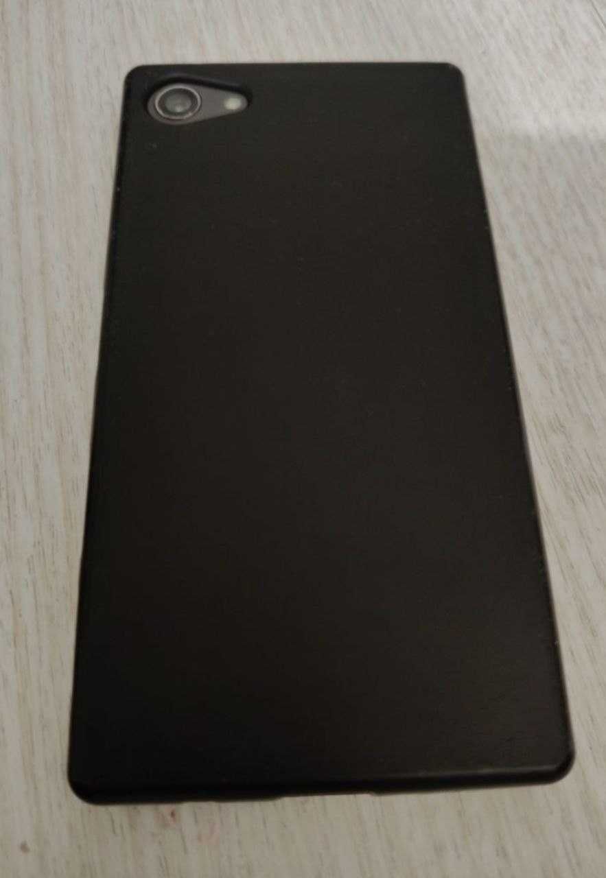 Смартфон Xperia Z5