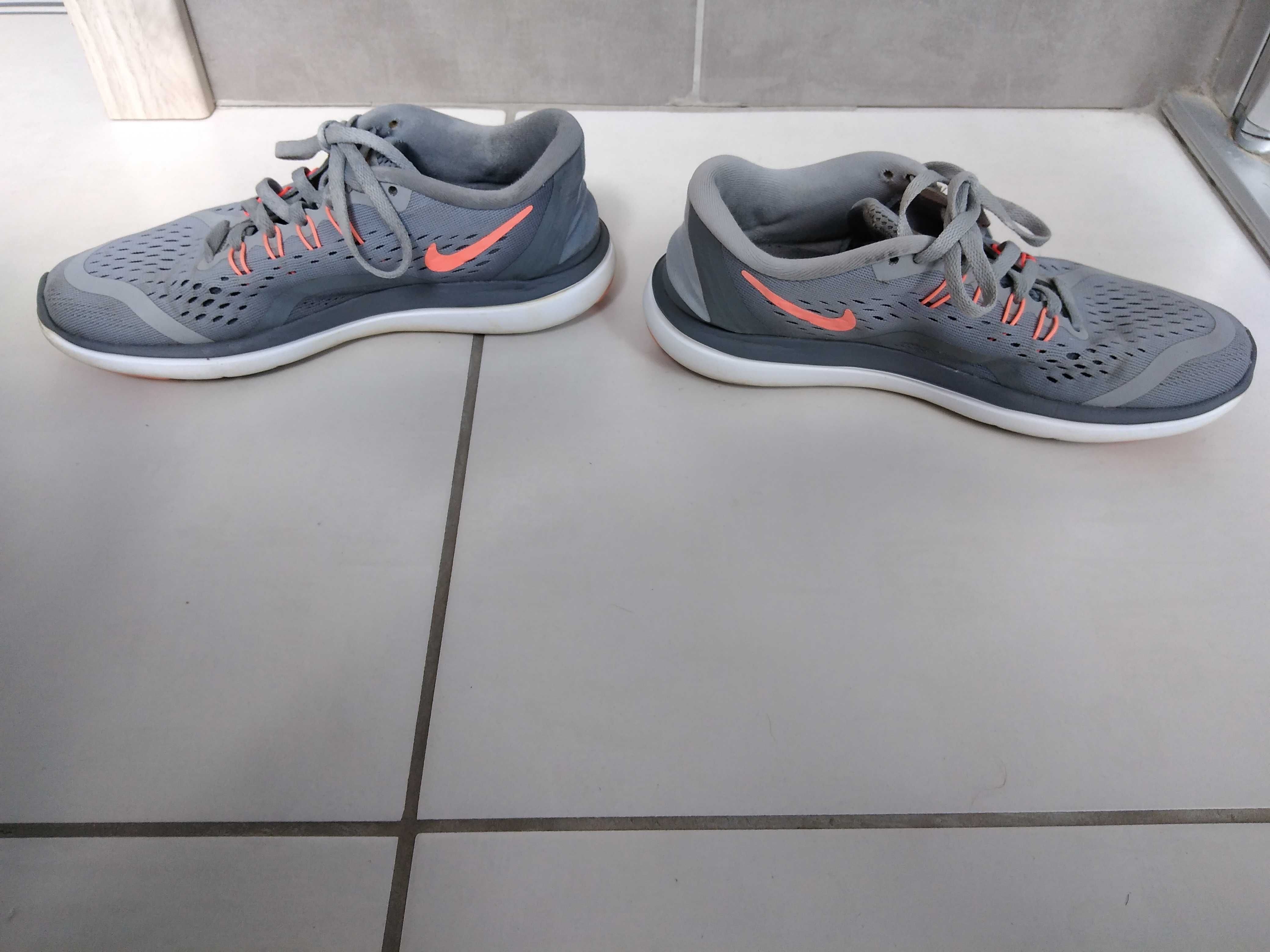 Śliczne adidasy firmy nike flex rozmiar 38 w bardzo dobrym stanie