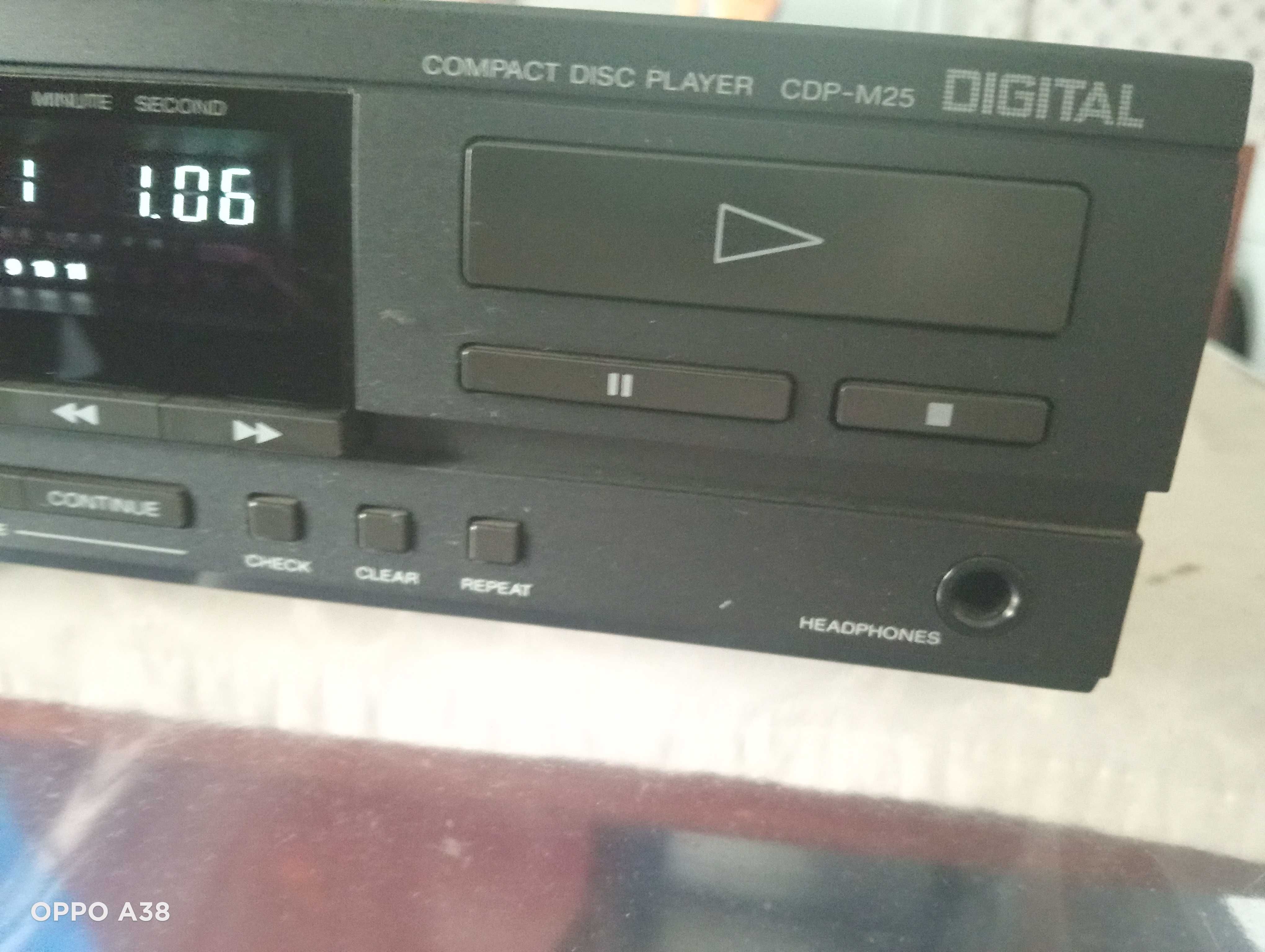 Leitor de CD Sony CDP -M25