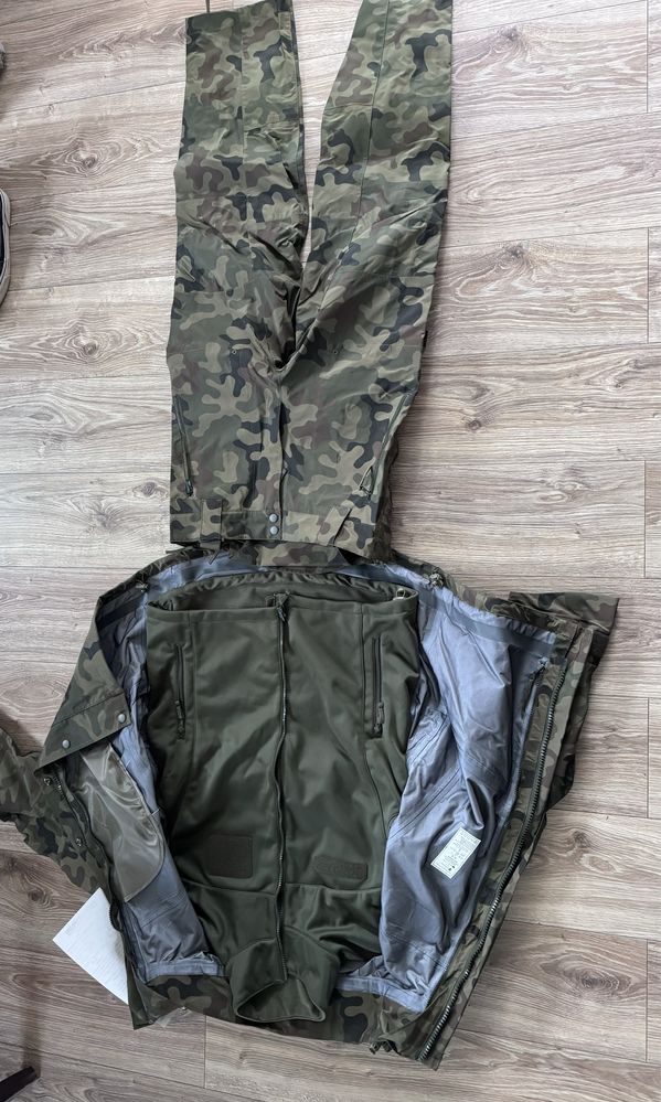 Goratex wojskowy z kapturem i spodniami M/S