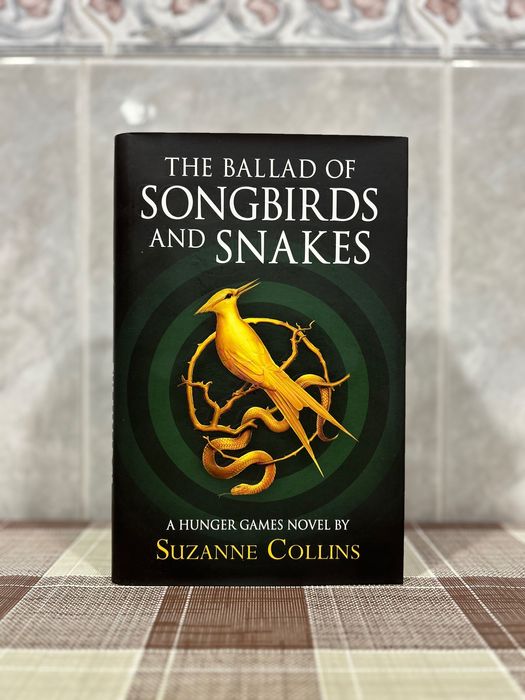 The Ballad of Songbirds and Snakes (Capa Dura) - Suzanne Collins