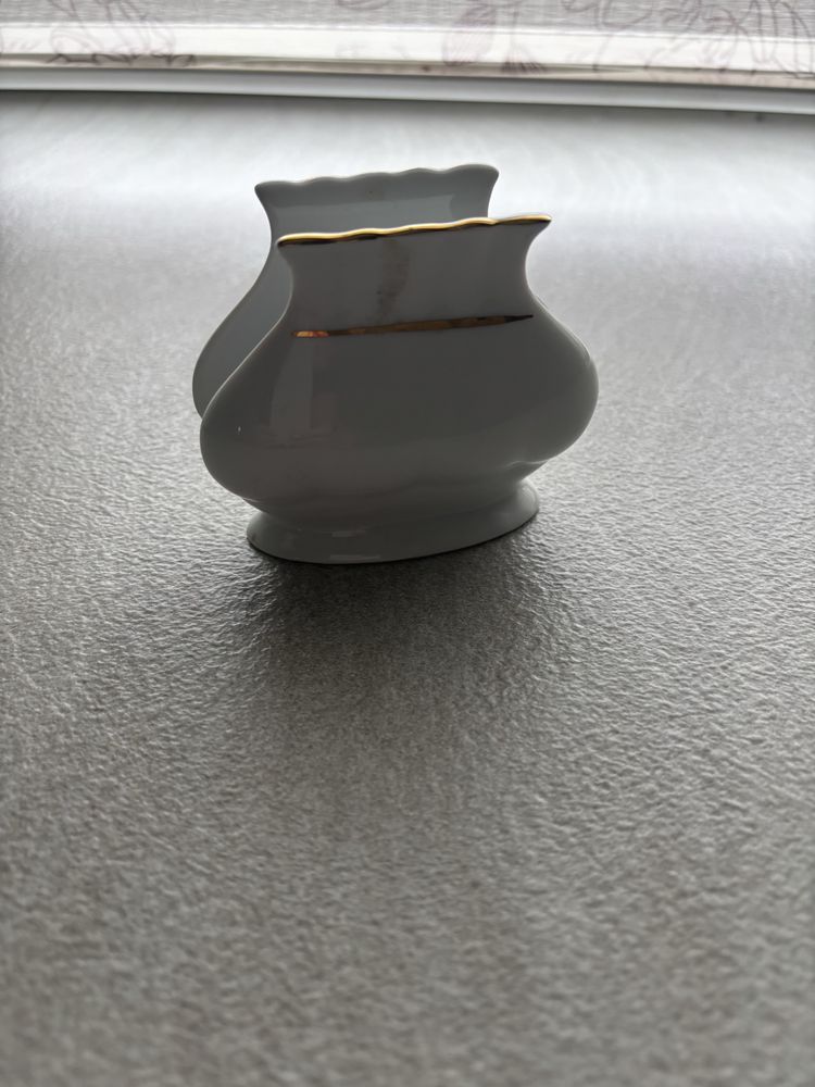Serwetnik biała porcelana Chodzież złota linia
