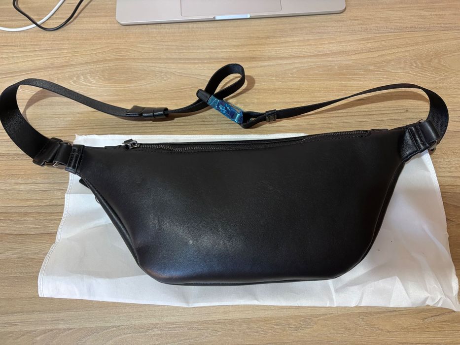 Сумка бананка через плечо Coach кожаная на плече сумка coach мужская