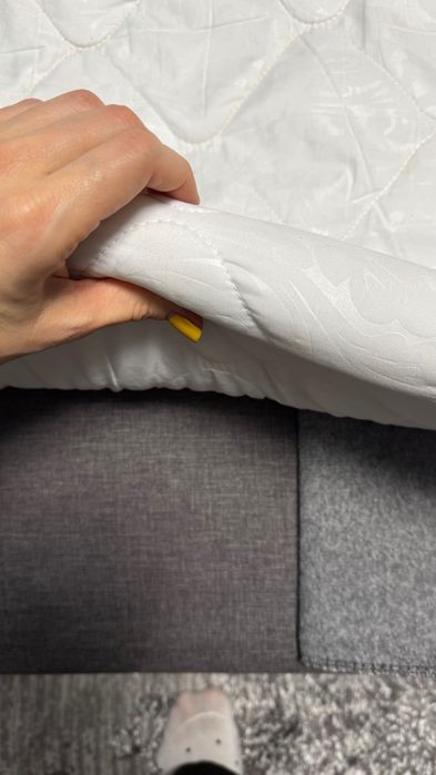 Продам диван з подушками