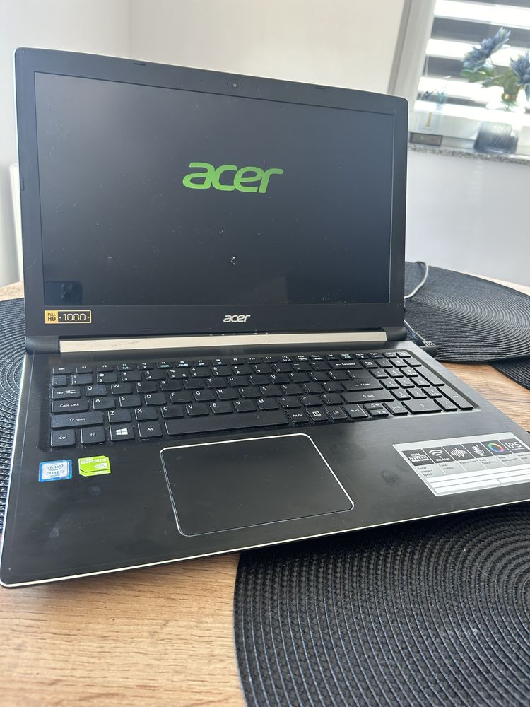 Laptop Acer Aspire N17C4 I3 940mx full HD super stan+ windows