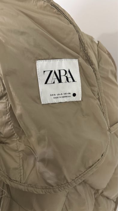 Пухова куртка zara