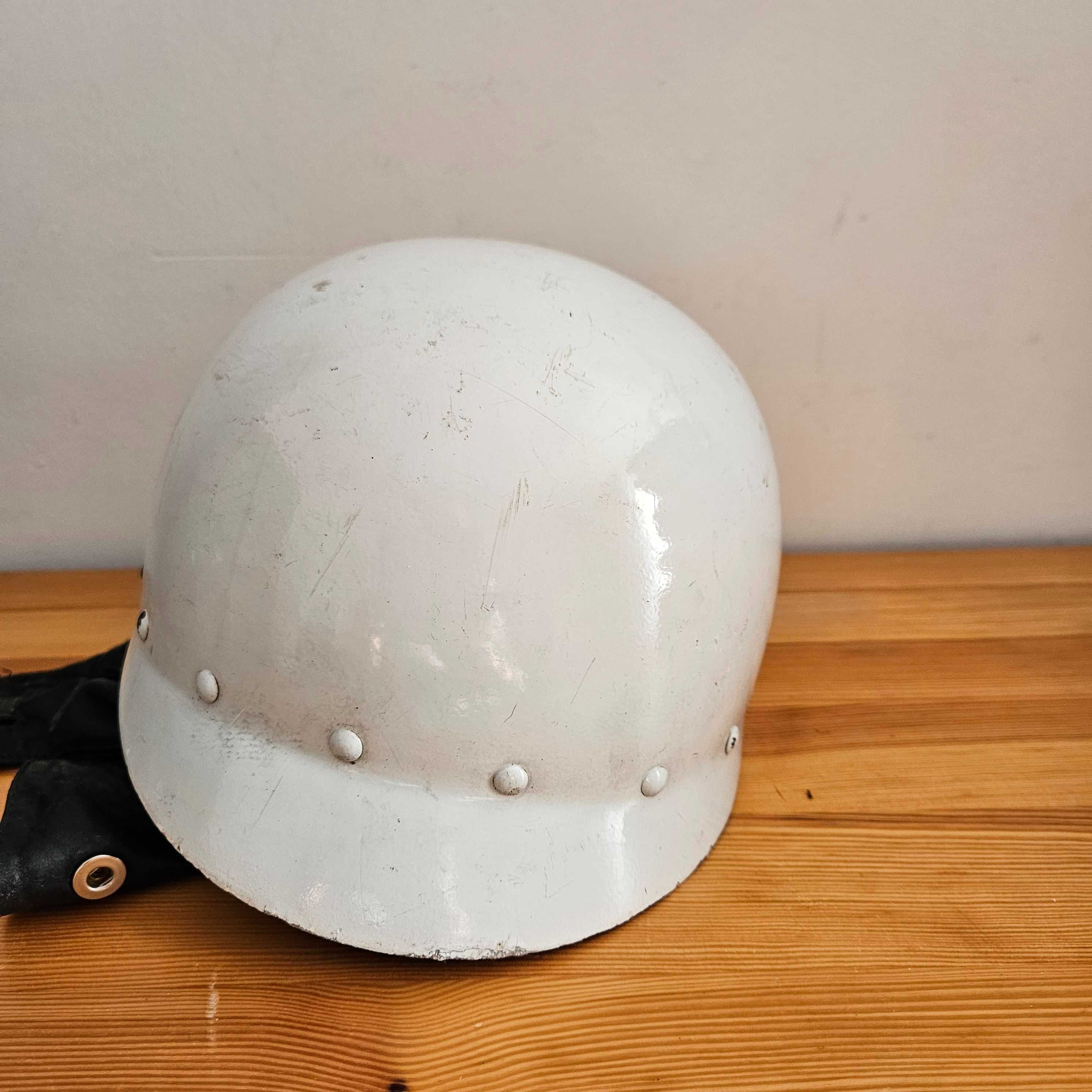 Stary Kask PRL .