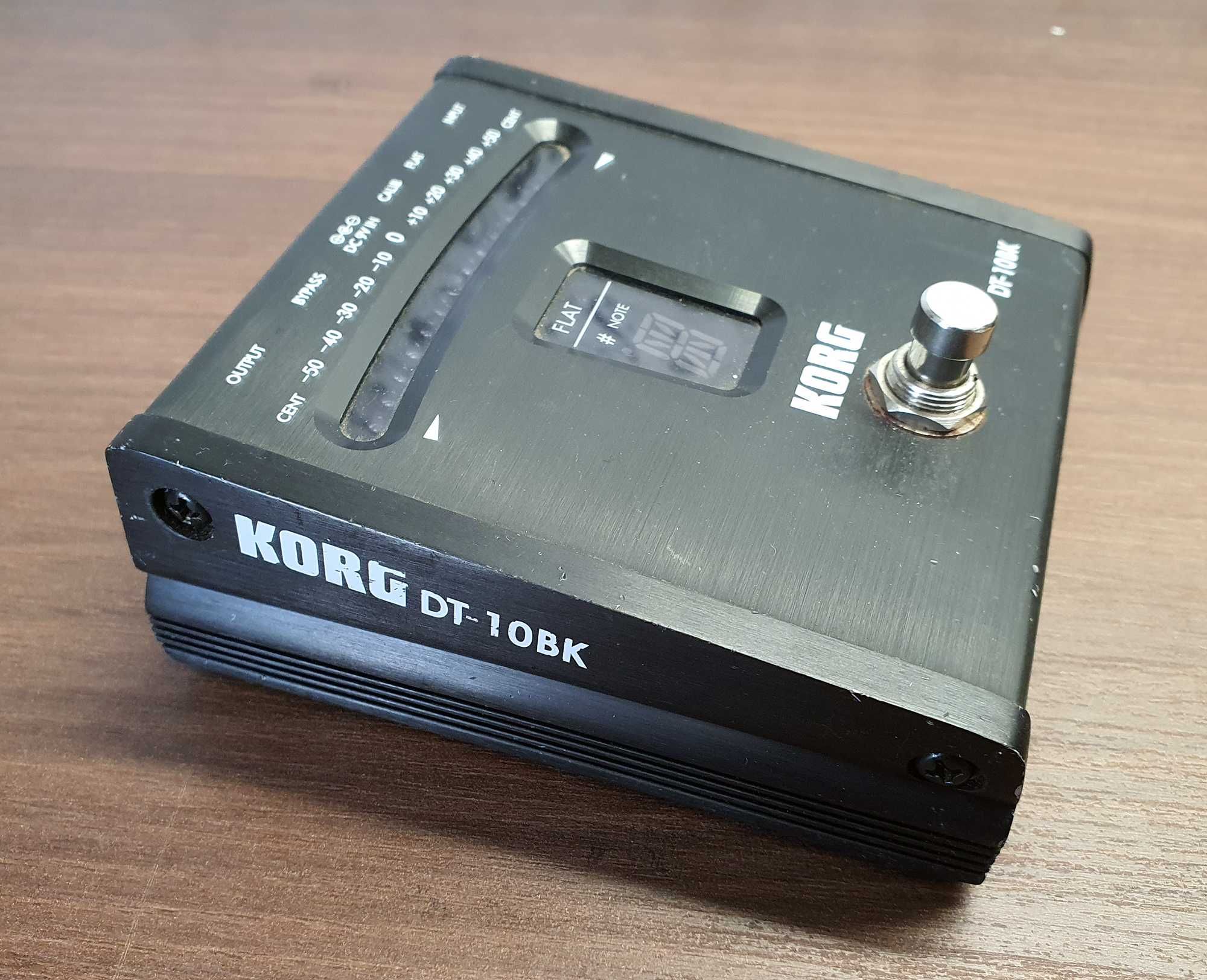 Pedal afinador Korg DT-10BK