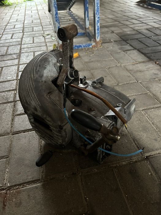 Motor casal 4 com mais um cilindro